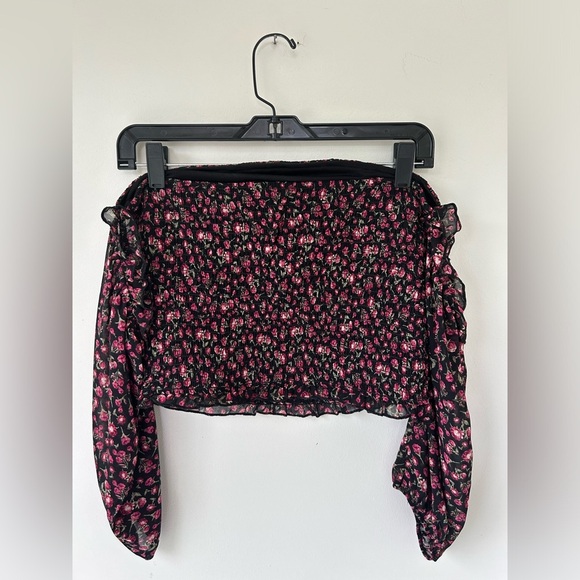 Wild fable floral top off the shoulder - Picture 3 of 6